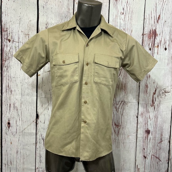 DICKIES MEN’s khaki work wear Button Down Shirt Short Sleeve Medium euc Vintage - Picture 3 of 11